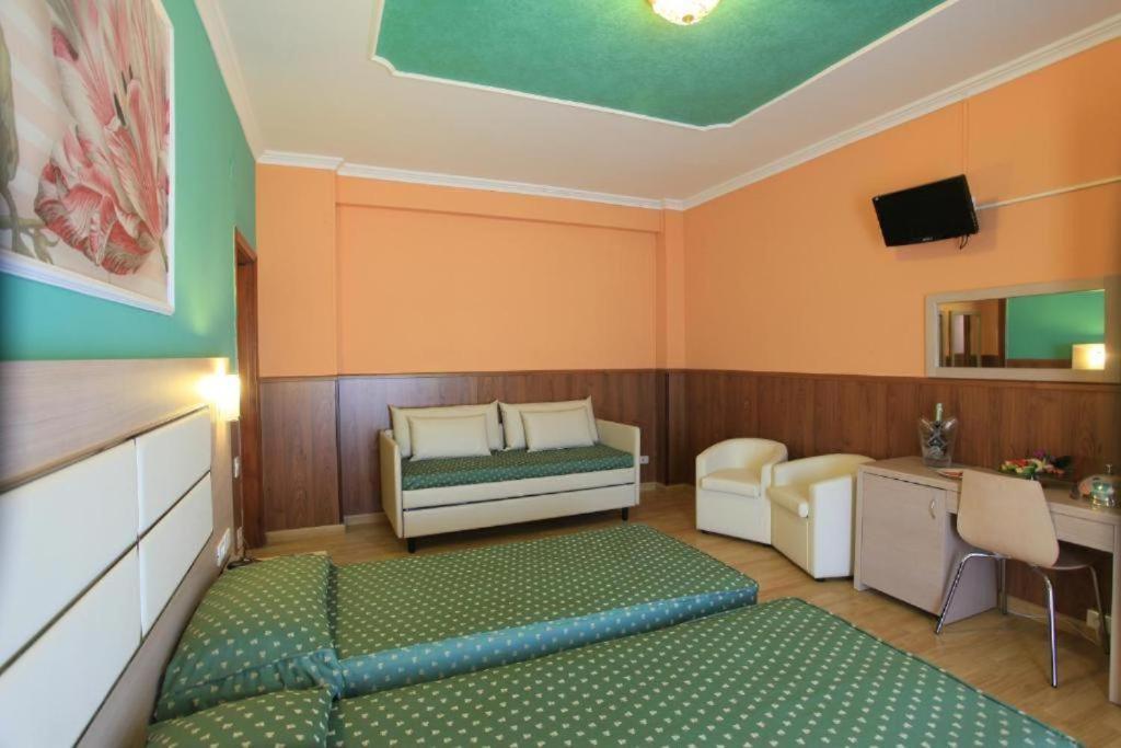 Depandance Hori Balconata 2 Punto 0 Hotel Lucera Exterior photo